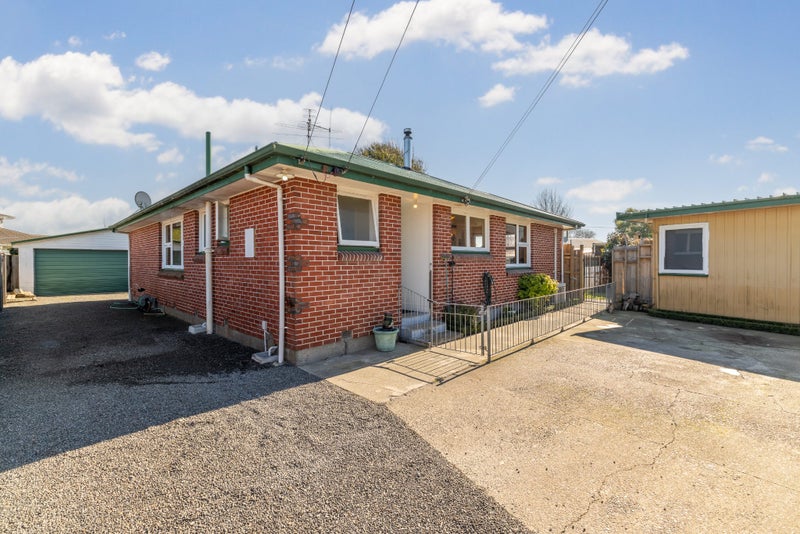 37 Radbrook Street, Avonhead, Christchurch - Carousel 21