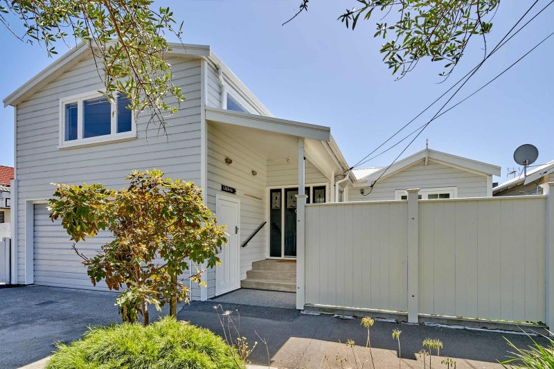 386 Muritai Road, Eastbourne, Lower Hutt - Carousel 1