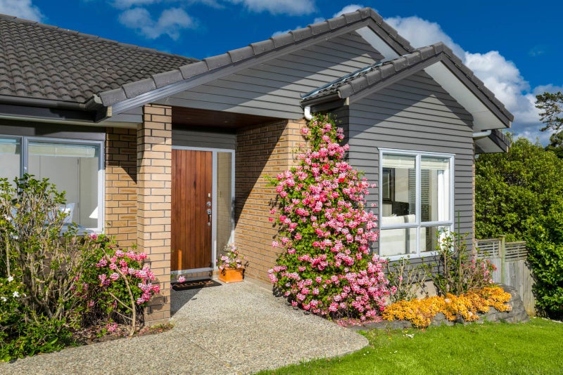 15 Dressage Lane, Greenhithe, Auckland - Carousel 2