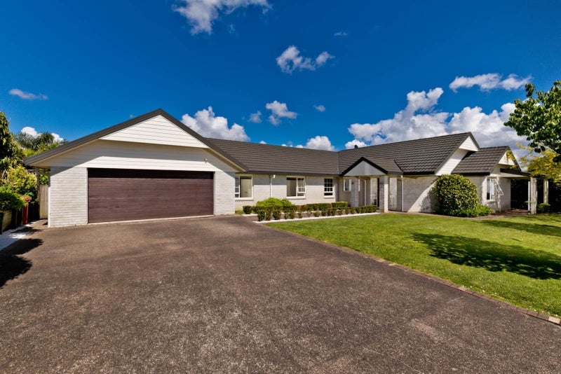 5 Kimberly Grove, Greenhithe, Auckland - Carousel 2