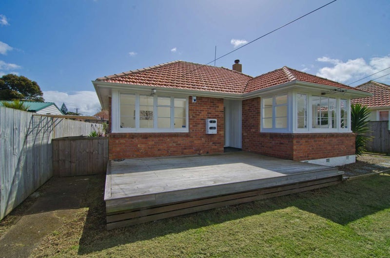 57 Dunkirk Road, Panmure, Auckland - Carousel 2