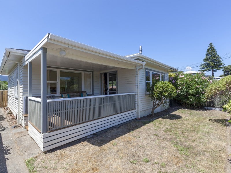 242 Rosetta Road, Raumati Beach, Paraparaumu - Carousel 1