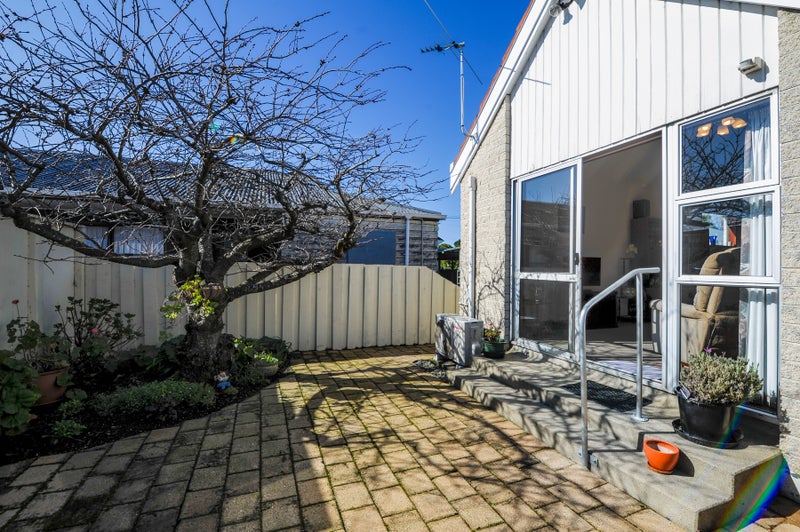 56D Oxford Street, South Dunedin, Dunedin - Carousel 13