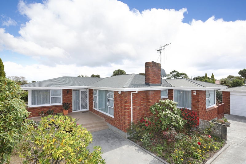 17 Henare Street, West End, Palmerston North - Carousel 1