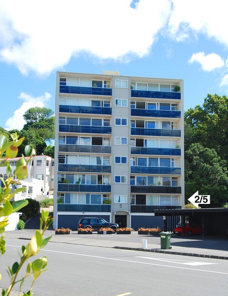 2/5 Kohimarama Road, Kohimarama, Auckland - Carousel 2