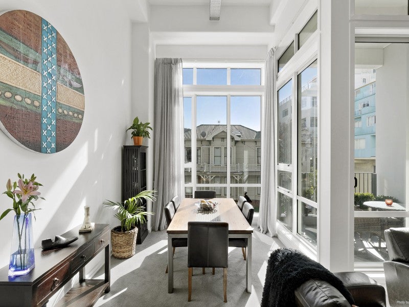 106/107 Thorndon Quay, Pipitea, Wellington - Carousel 2