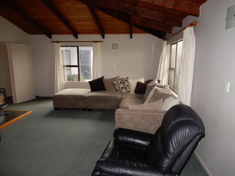 22 Montgomery Crescent, Putāruru - Carousel 26