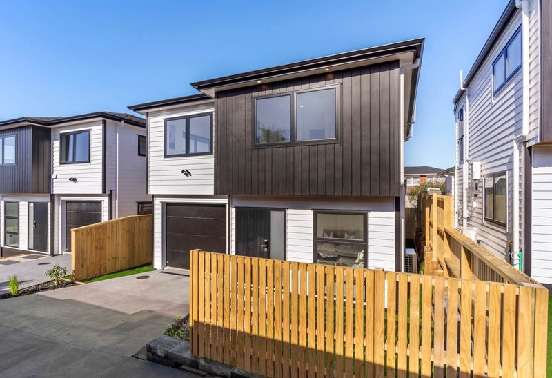 21B Borrowdace Avenue, Botany Downs, Auckland - Carousel 2