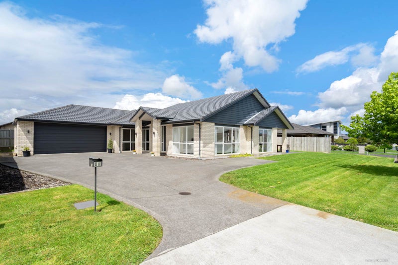 8A Maple Lane, Huapai, Kumeu - Carousel 2