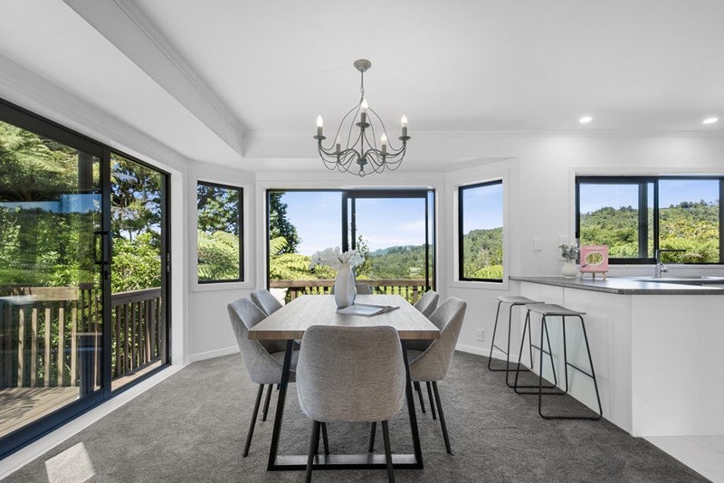 1034 Scenic Drive North, Swanson, Auckland - Carousel 2