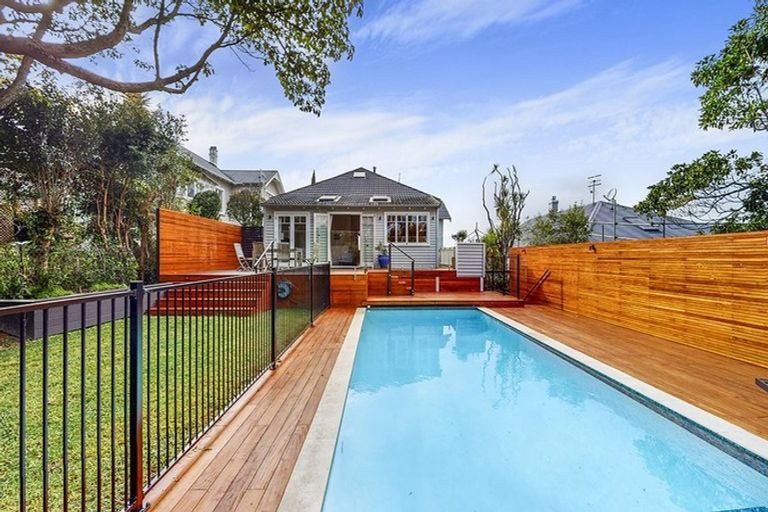 3 Bell Road, Remuera, Auckland - Carousel 1