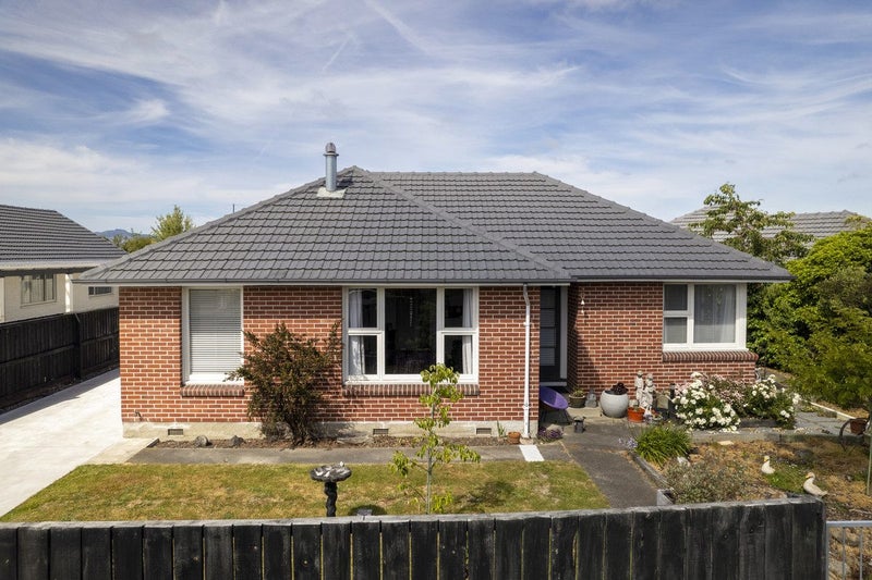 48 Vardon Crescent, Shirley, Christchurch - Carousel 1