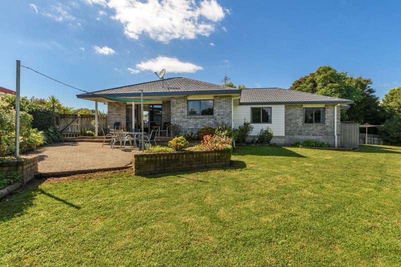 61 Pelorus Street, Welcome Bay, Tauranga - Carousel 1