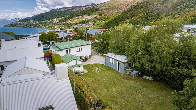 22 McBride Street, Frankton, Queenstown - Carousel 19