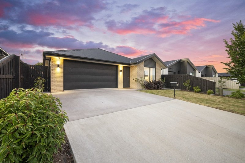 13 Croydon Street, Woodend, Woodend - Carousel 22