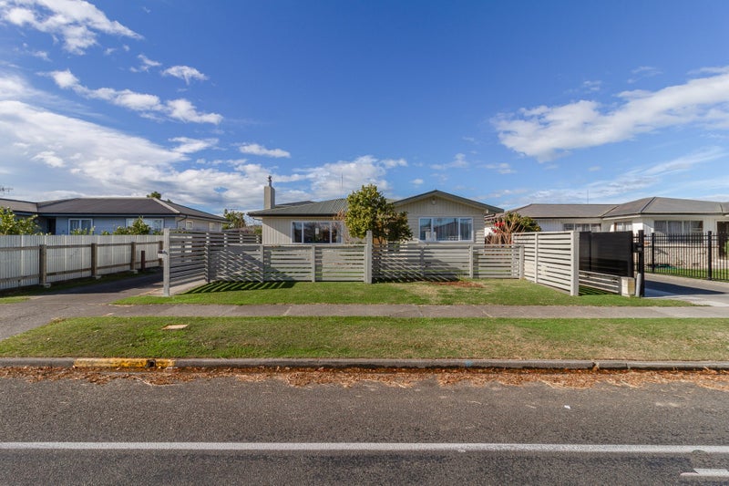 88 Harold Holt Avenue, Onekawa, Napier - Carousel 18