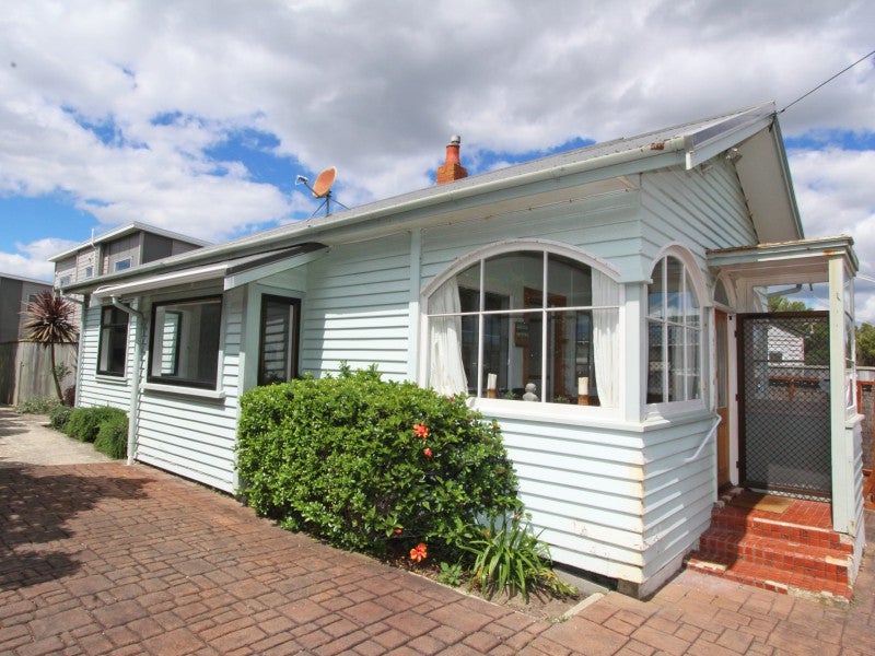 24 Main Road, Tītahi Bay, Porirua - Carousel 2