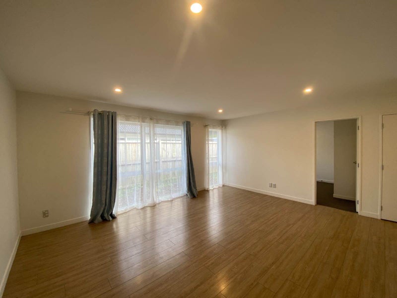 25 Ahorangi Road, Silverdale, Silverdale - Carousel 2