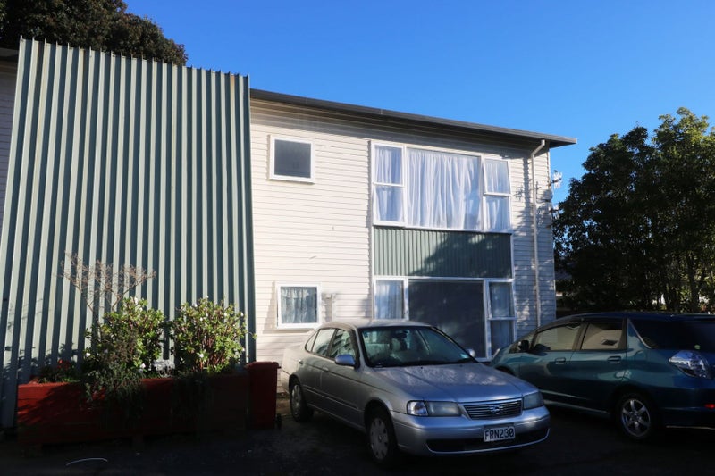 4/253 WATERLOO RD, Hutt Central, Lower Hutt - Carousel 1