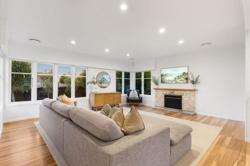 22 Ward Crescent, Te Atatu Peninsula, Auckland - Carousel 2