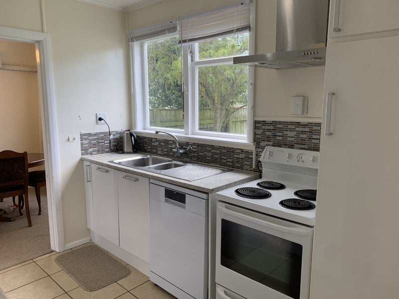 2/79 Godley Street, Waiwhetu, Lower Hutt - Carousel 1