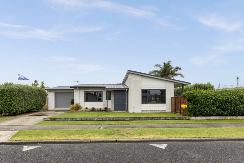 32 York Avenue, Tamatea, Napier - Carousel 28