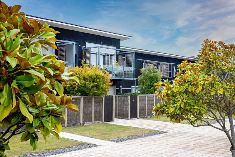 32/9 Humber Street, Pandora, Napier - Carousel 2