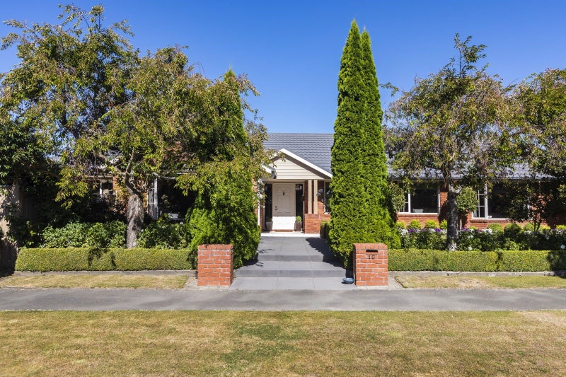 10 Willowview Drive, Redwood, Christchurch - Carousel 27