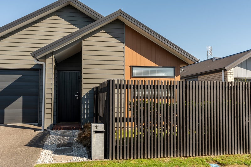 11 Lavinias Way, Chartwell, Hamilton - Carousel 2