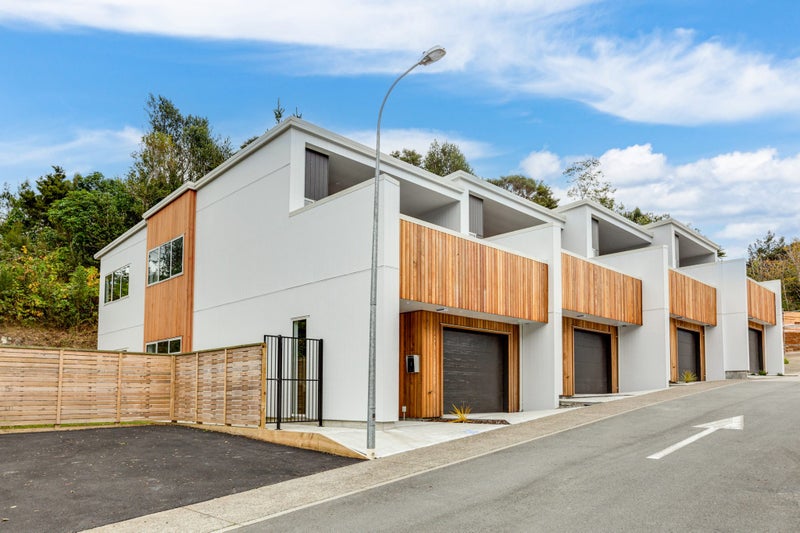 5 Pakura Place, Wainuiomata, Lower Hutt - Carousel 1