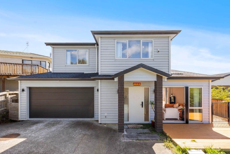 47A Reynella Drive, Massey, Auckland - Carousel 2