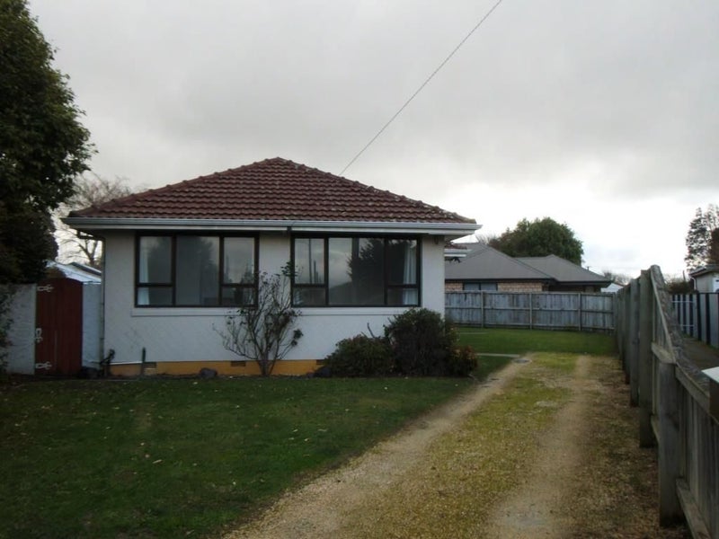 49 Tauiwi Crescent, Hei Hei, Christchurch - Carousel 1