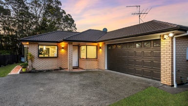 10 Claywest Place, Glen Eden, Auckland - Carousel 1