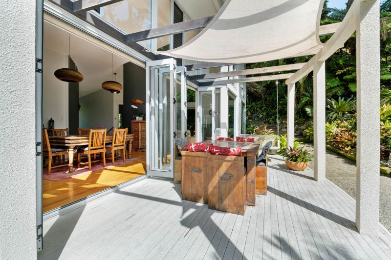 98 Braemar Road, Castor Bay, Auckland - Carousel 14
