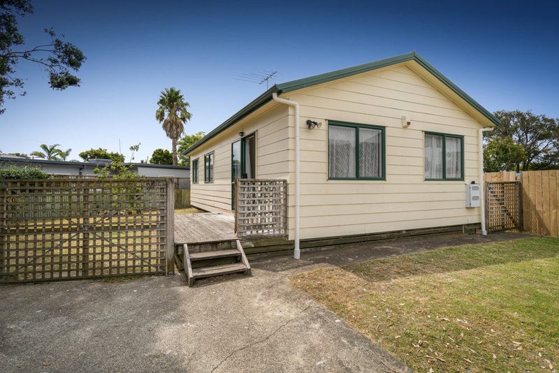 39A Mead Street, Avondale, Auckland - Carousel 1