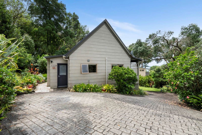 19 Mariners Grove, Algies Bay, Warkworth - Carousel 30