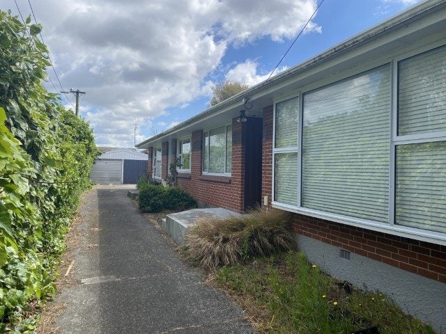 2/27 Plynlimon Road, Fendalton, Christchurch - Carousel 13