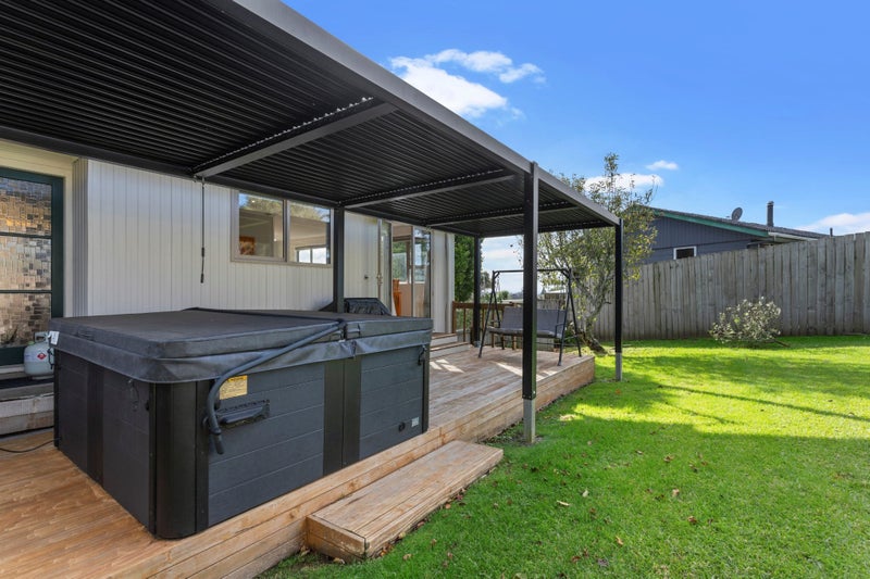 117 Wirihana Road, Titirangi, Auckland - Carousel 2