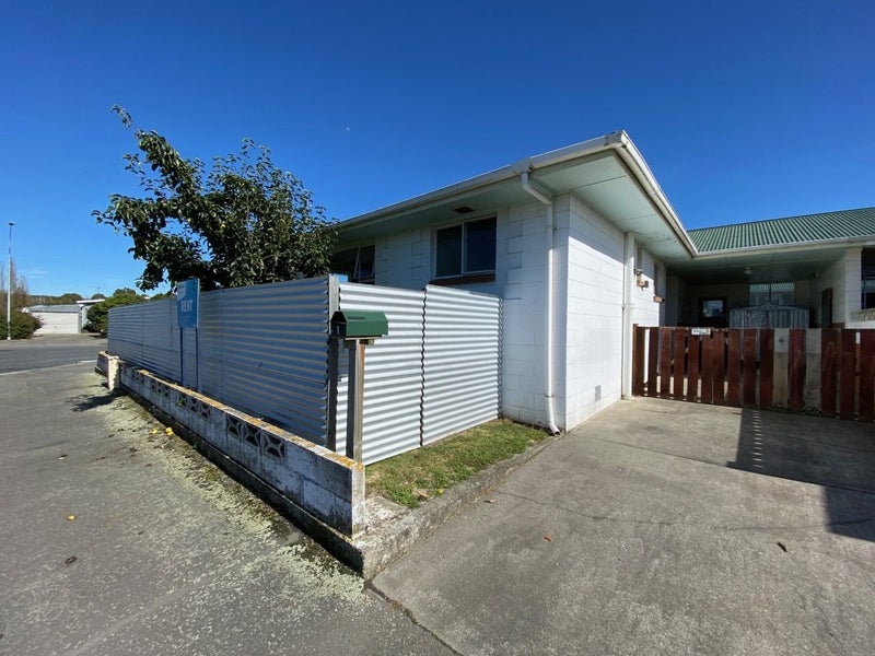 1 Willow Street, Hampstead, Ashburton - Carousel 1