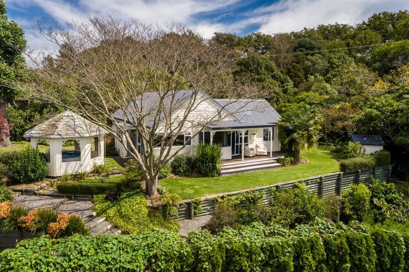 58 Nilgiri Road, Poraiti, Napier - Carousel 1