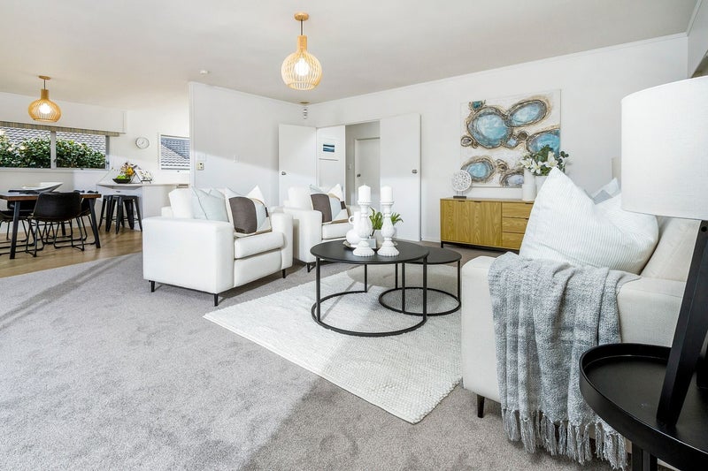 12 Gretel Place, Hillcrest, Auckland - Carousel 2