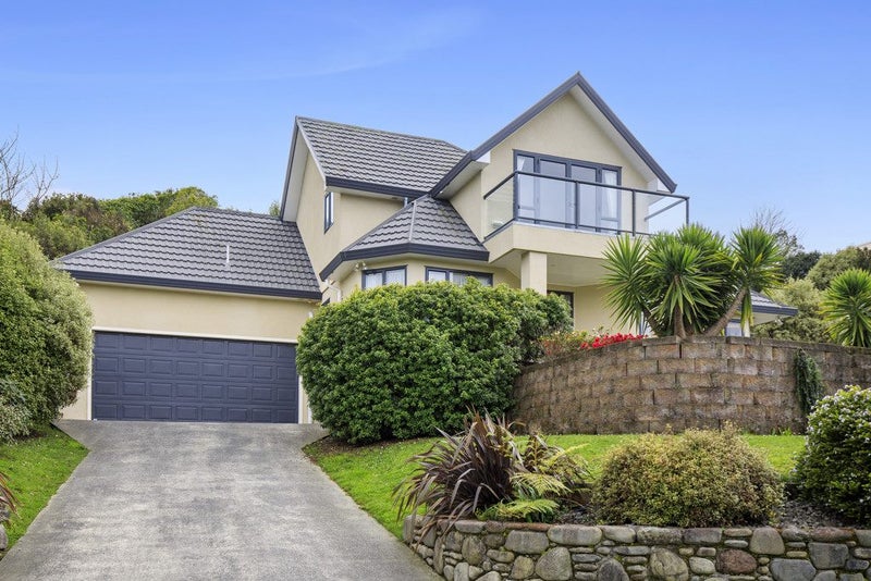 4 Ormrod Grove, Riverstone Terraces, Upper Hutt - Carousel 1