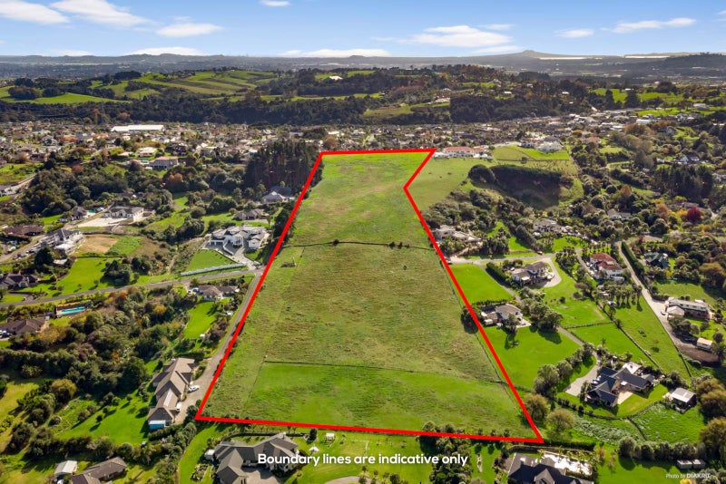 261 Hill Road, The Gardens, Auckland - Carousel 1