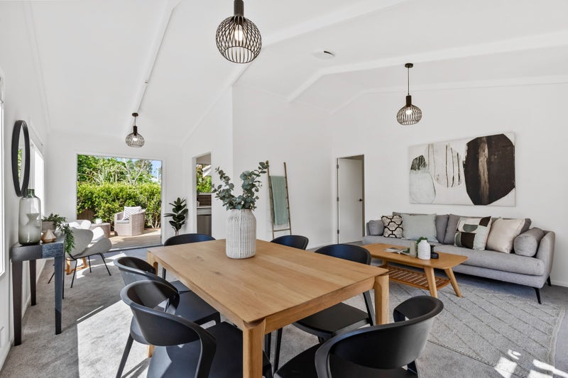 2/25 Lucinda Place, Glen Eden, Auckland - Carousel 2