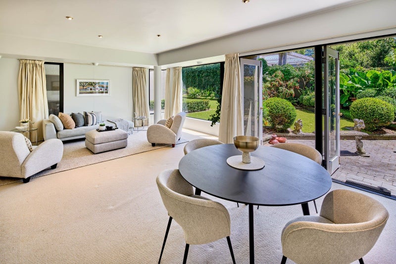 5/32 Hobson Street, Thorndon, Wellington - Carousel 1