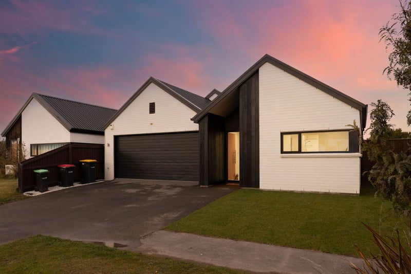 25 Gallaghan Close, Wigram, Christchurch - Carousel 1