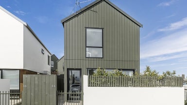 4/6 Oswald Crescent, Paparangi, Wellington - Carousel 1