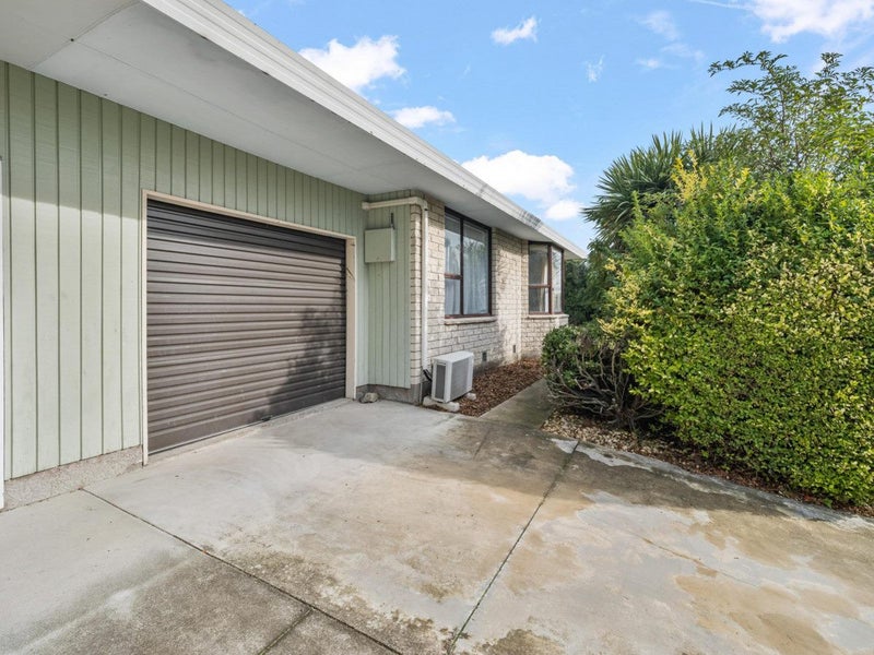 1/2 Castile Place, Belfast, Christchurch - Carousel 17