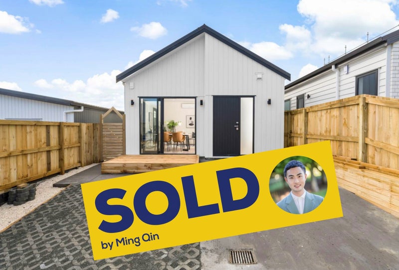 70 Biokovo Street, Massey, Auckland - Carousel 1