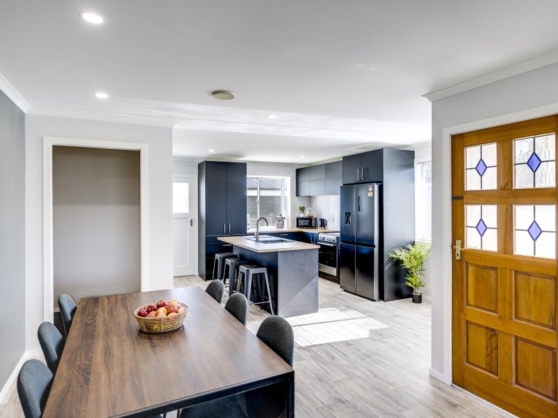 39 Flaxmere Avenue, Flaxmere, Hastings - Carousel 2
